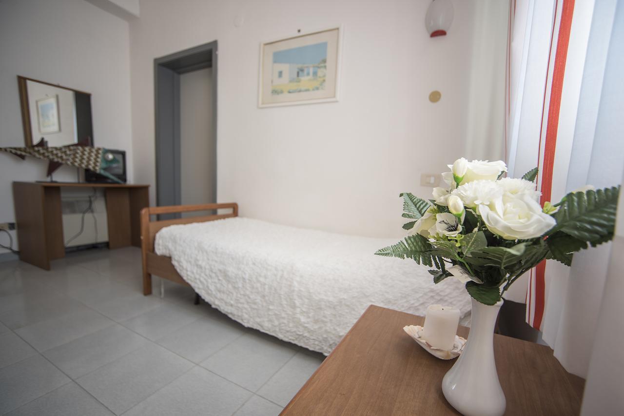 Santa Caterina Hotell San Vincenzo Exteriör bild